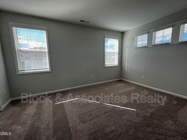 Building Photo - 2819 Carbondale Ct