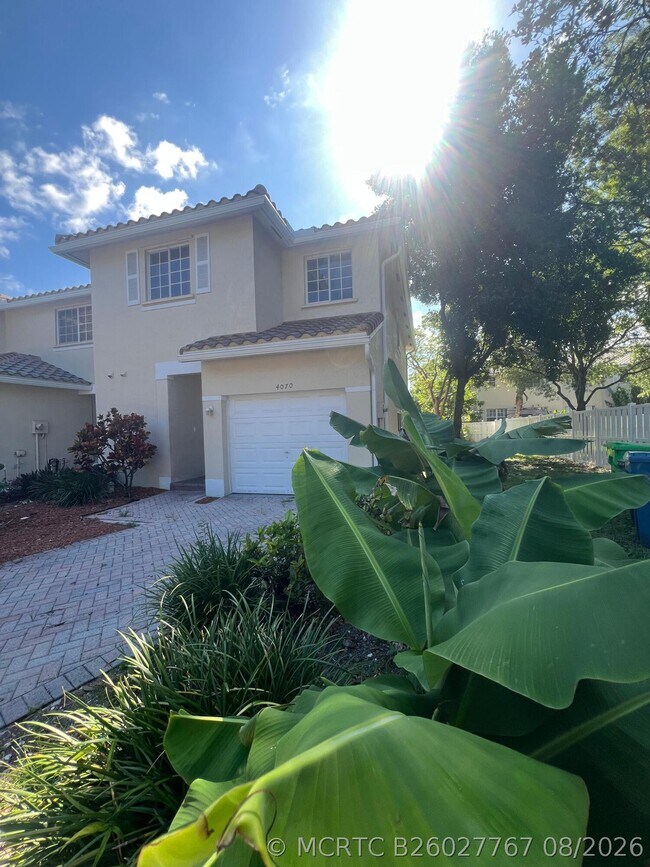 Building Photo - 4070 NW 91st Terrace