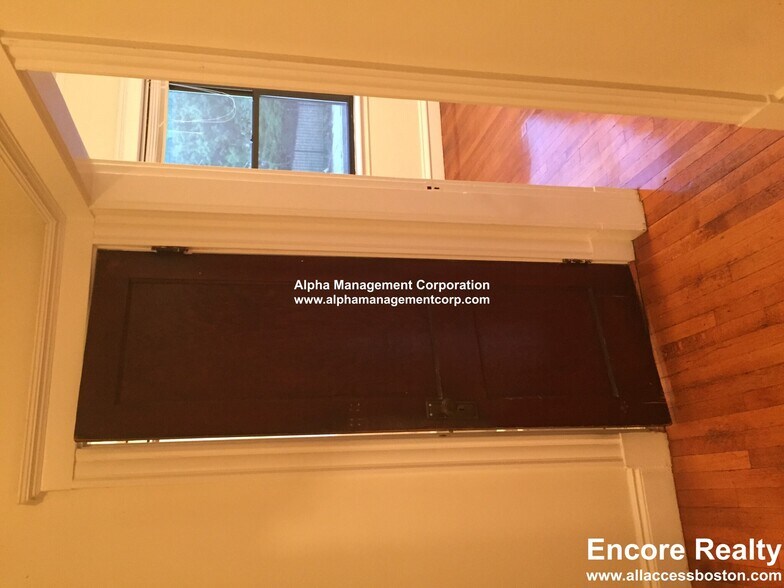 Building Photo - 17-19 Washington St. Unit 103