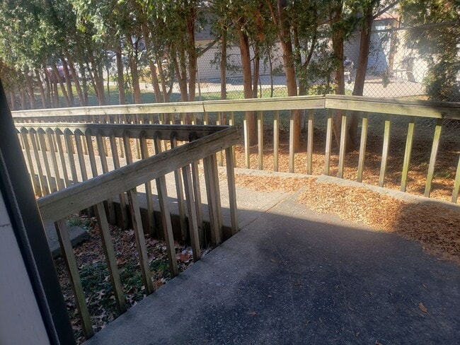 Building Photo - RENT REDUCED - 2 Bedroom (with bonus craft room/ office) Condominium in Coralville.