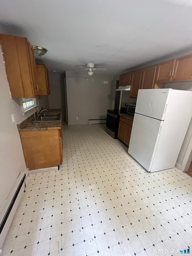 Building Photo - 332 Richmond Rd