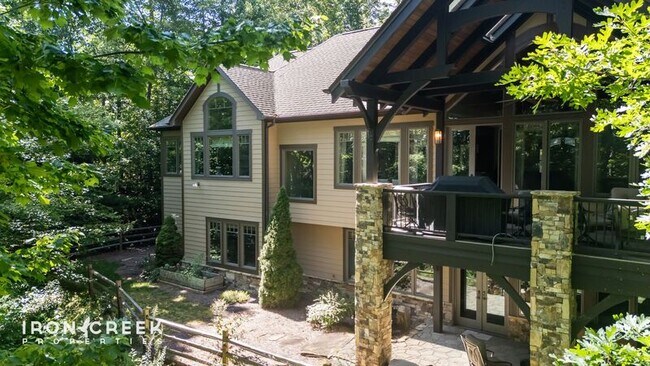 Building Photo - 2 Cherokee Orchard Ct