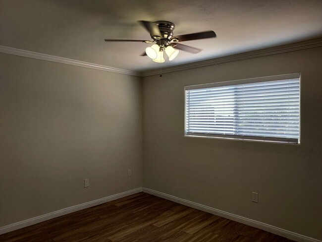Building Photo - Santee -  2 Bedroom House w/Garage and Lar...