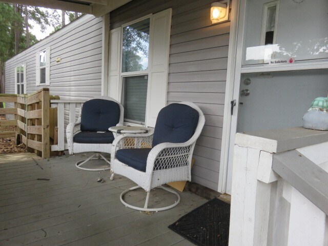 Building Photo - 12715 Aspen Dr