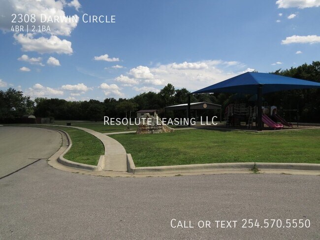 Building Photo - 2308 Darwin Cir