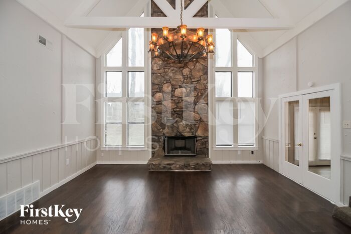 Building Photo - 8282 Shallow Glen Trail