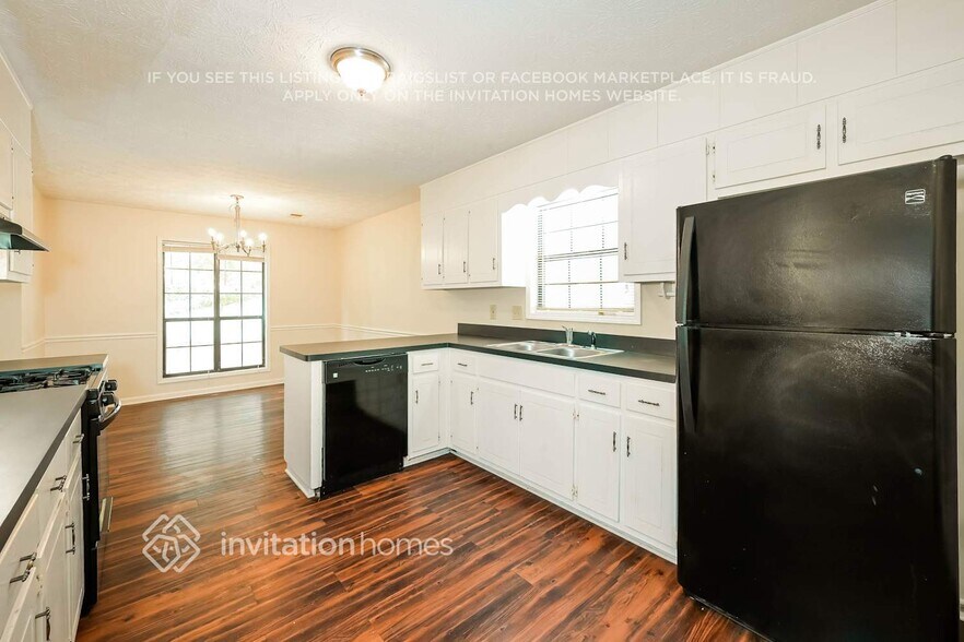 Building Photo - 3074 Wildflower Ln SW
