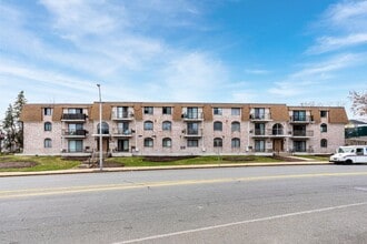 Building Photo - 40 High St