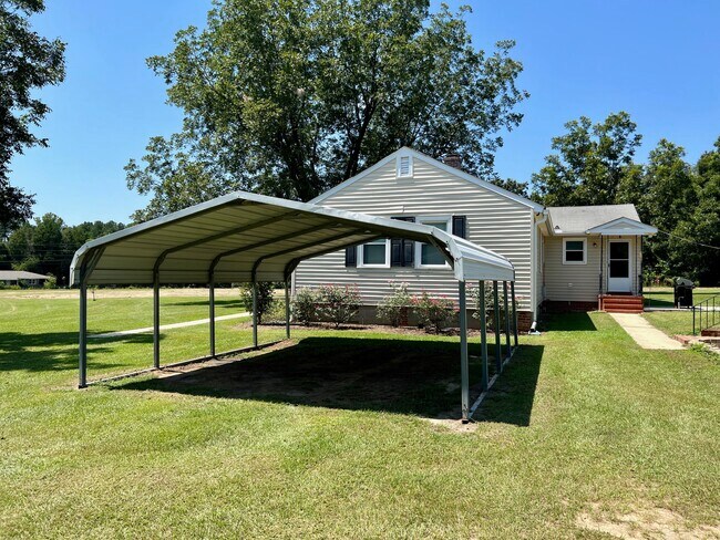 Building Photo - 1053 New Bridge Rd