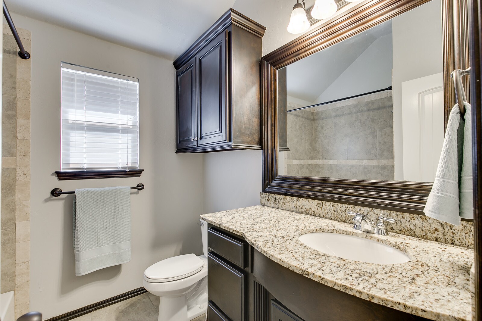 Guest Bathroom - 19120 Summer Grove Ave