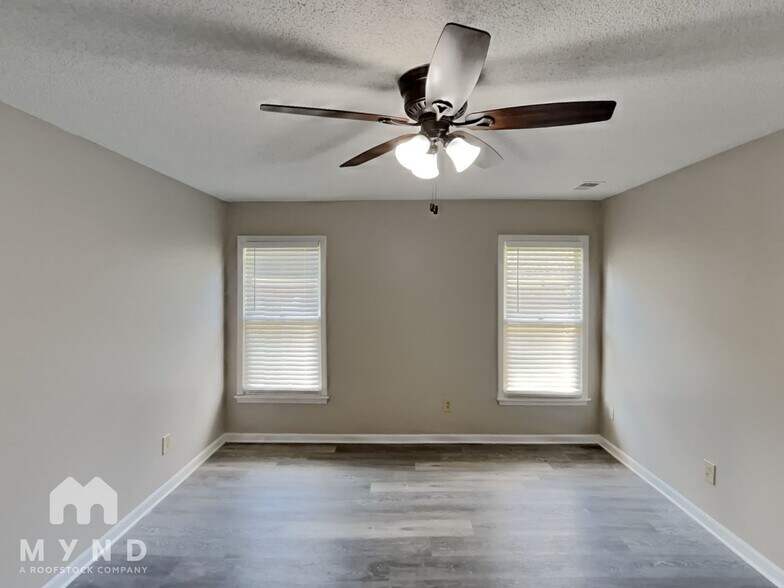 Building Photo - 7755 Antler Cove W