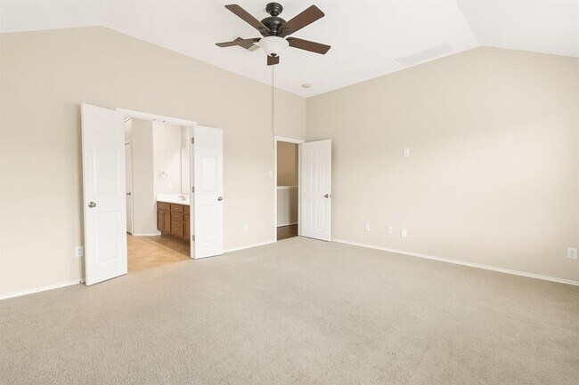 Building Photo - 1132 Alexandria Way