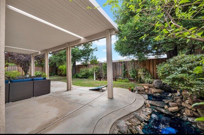 Building Photo - 2083 Renpoint Way