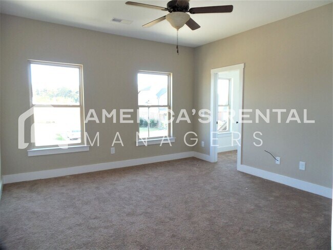 Building Photo - DEPOSIT PENDING!!! - Home for Rent in McCalla...Available to View Now!
