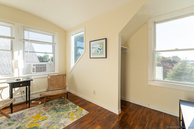 Building Photo - 4 Coburn Ave