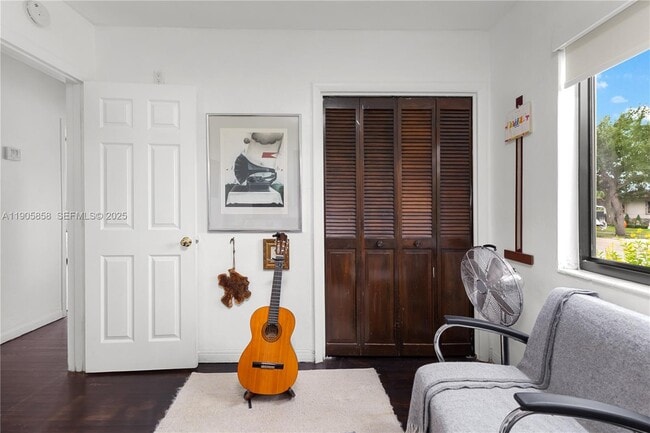 Building Photo - 8531 SW 27th Terrace