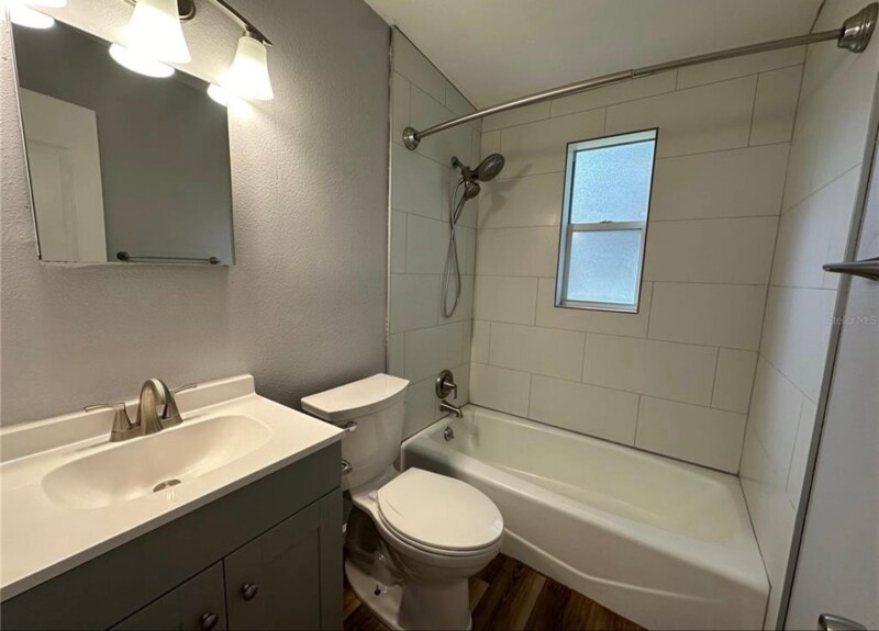 Building Photo - 3805 7th Ave W