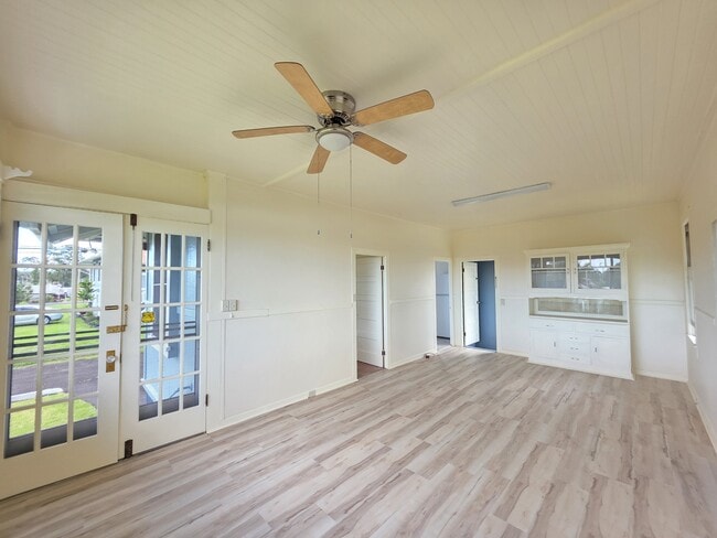 Building Photo - 418A Kukuau St