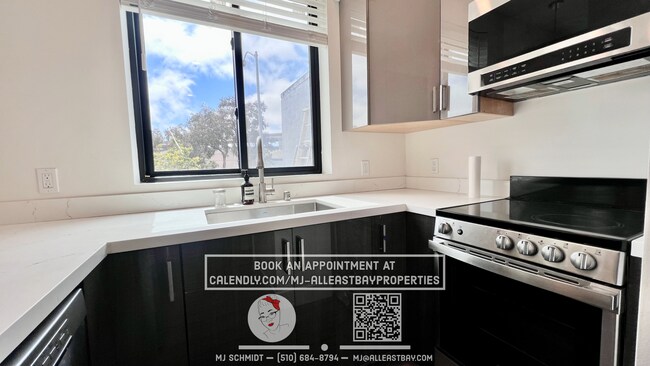Building Photo - 2Bd/1.5 Bth. Close to Shopping, Bay Bridge...