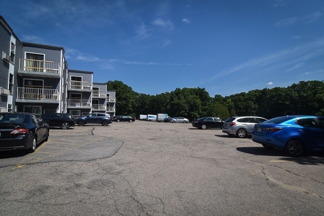 Building Photo - 147 Turner Rd