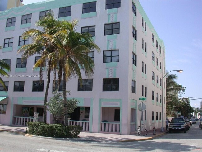 Building Photo - 1390 Ocean Dr