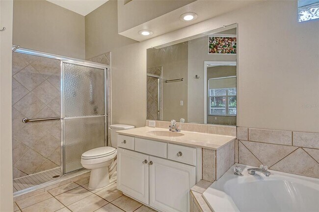 Building Photo - 5001 Sturbridge Ct