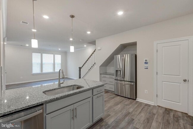 Building Photo - 22494 Radford Point Ter