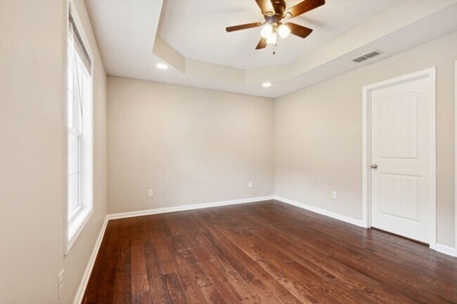Building Photo - COMING SOON.....Adorable 3 Bedroom Home in Tullahoma!
