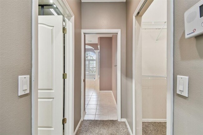 Building Photo - 5529 Winhawk Way