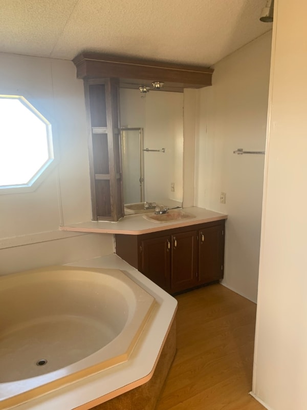 Building Photo - 107 Valley View Ct