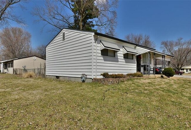 Building Photo - Fantastic 3bd/1ba home! Let yourself in!