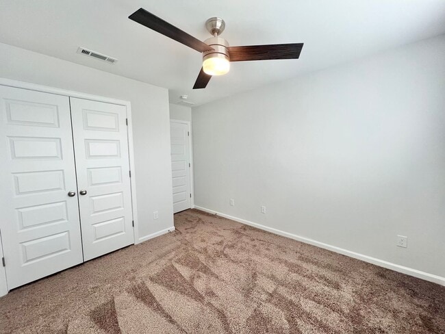 Building Photo - Stunning 4BD, 3.5BA Knightdale Townhome with a 2-Car Garage in an HOA Community