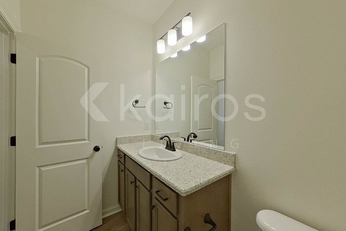 Building Photo - 302 Carencro St