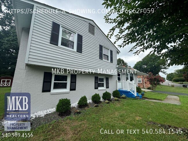Building Photo - 3158 Galloway Dr