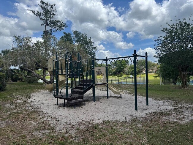 Building Photo - 14649 Pine Glen Cir