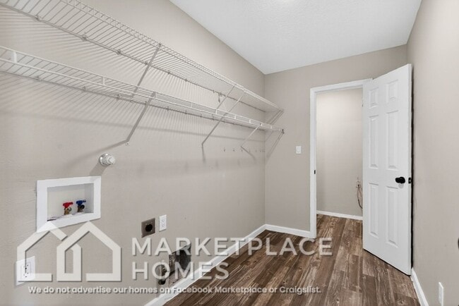 Building Photo - 10227 Cristalino Rd SW