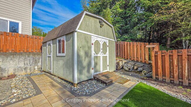 Building Photo - 6920 137th Pl SE