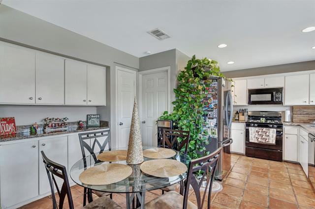 Building Photo - 1845 Briarcrest Cove