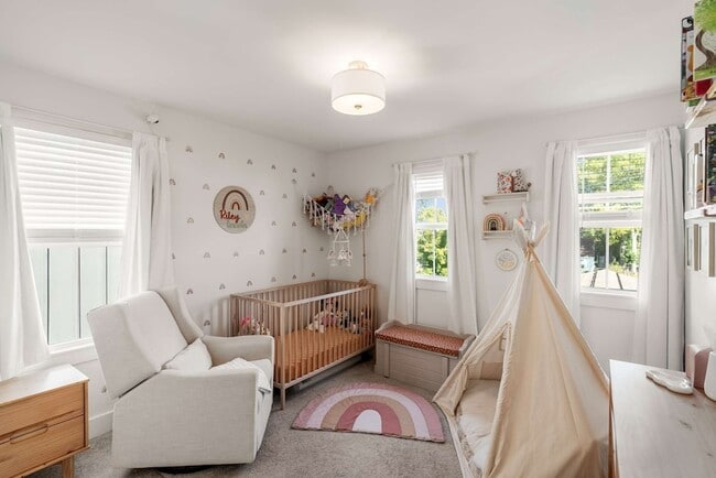 Building Photo - 429 Westboro Dr