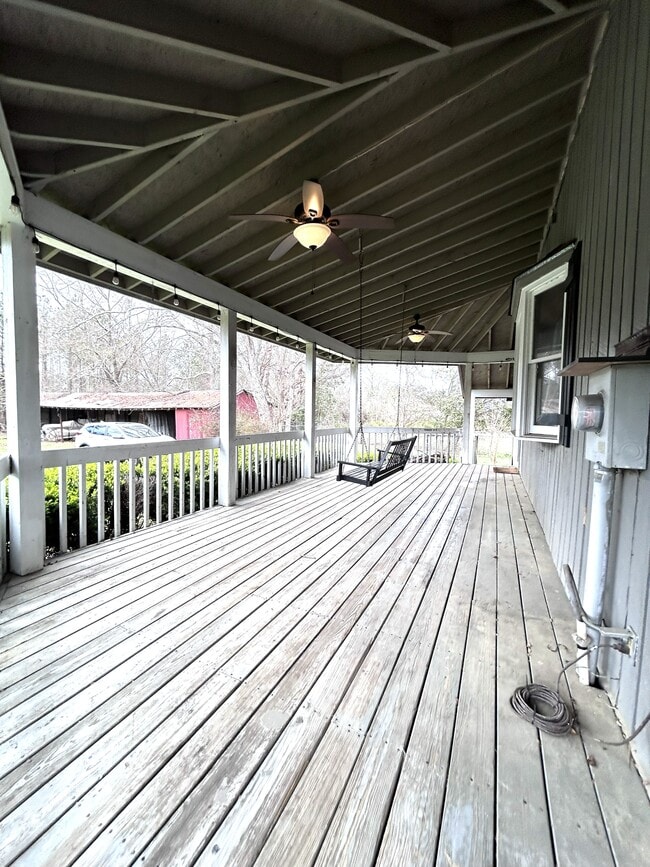 Building Photo - 1030 Bohler Rimes Rd