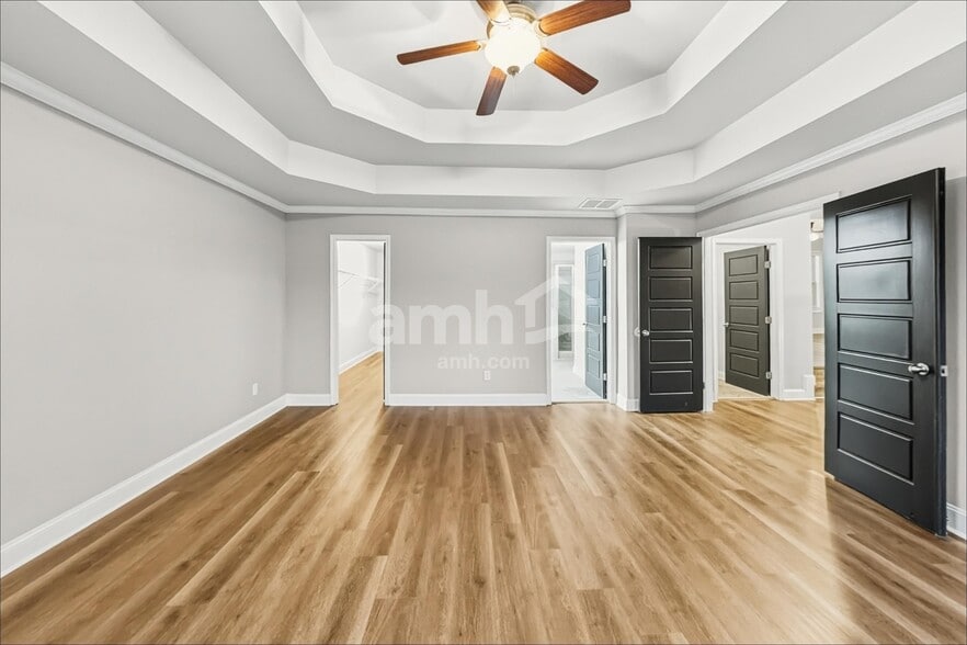 Building Photo - 1200 Victoria Walk Ln