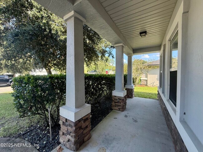 Building Photo - 105 N Aberdeenshire Dr