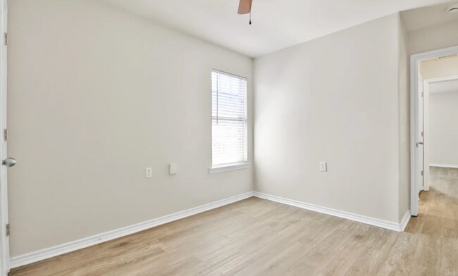 Building Photo - 2117 99th St