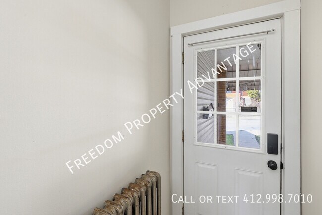 Building Photo - 412 Edgemont St