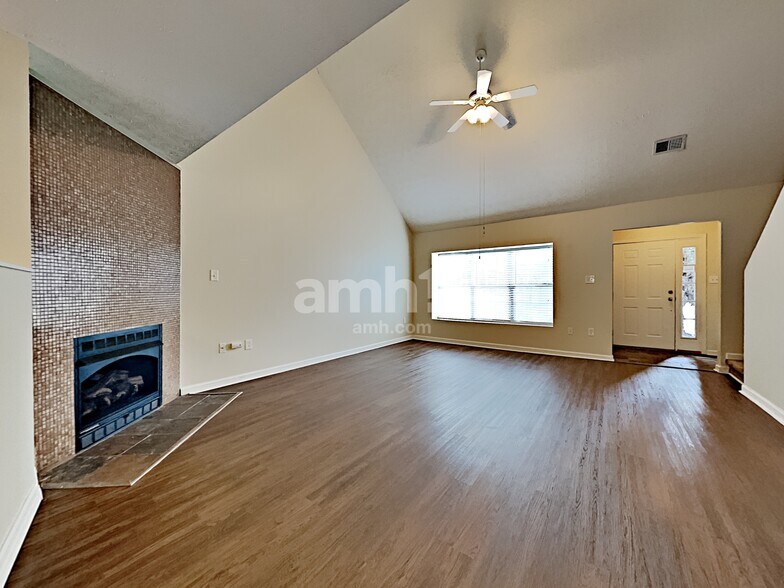 Building Photo - 7722 Edith Keeler Ln
