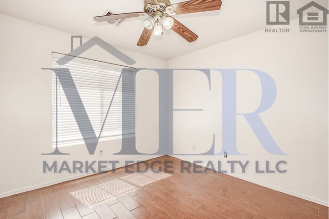 Building Photo - 3Bed/2Bath House at Buckeye/75th Ave! $399 MOVE-IN SPECIAL! Ready for Immediate Move-In!