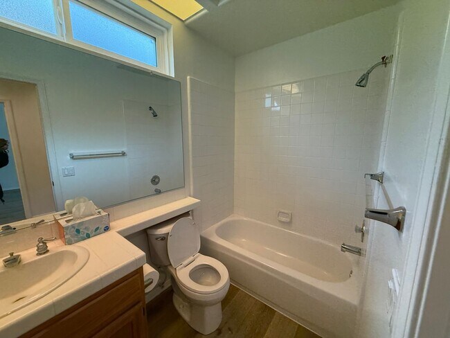 Building Photo - Wyndham Rose in AV, 2 Bedrooms,2 Bathrooms + Den, Gated Community,