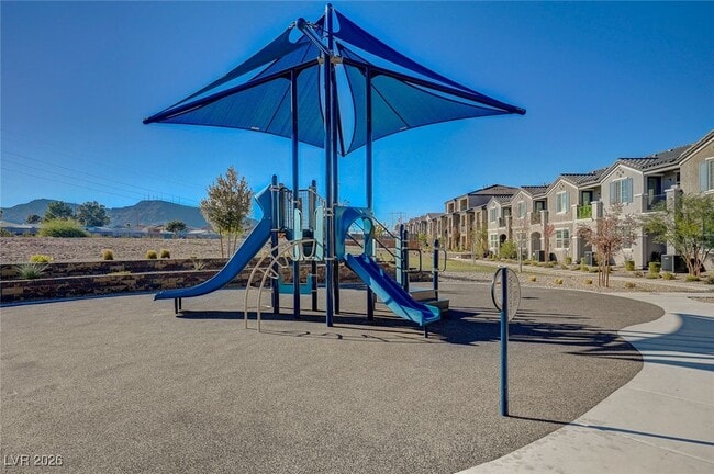 Building Photo - 662 Bellus Pl