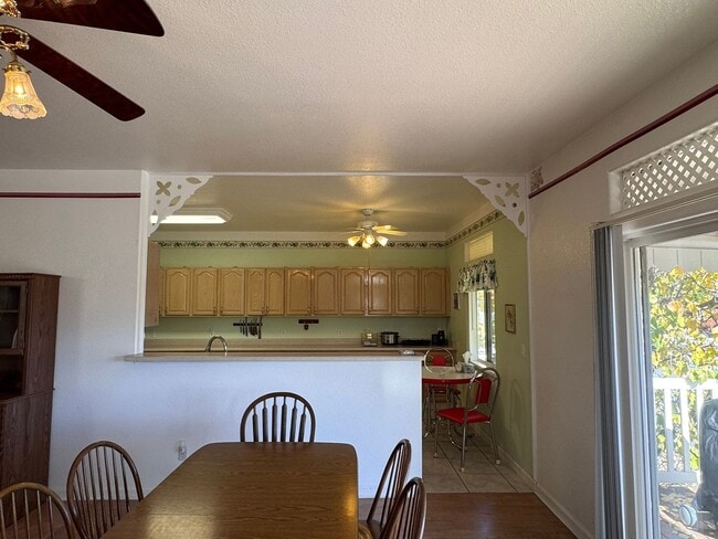 Building Photo - Fully Furnished 3Bed, 2Bath, 2Car Garage in Grand Junction City!!!!