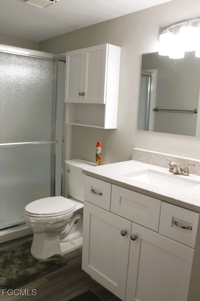 Building Photo - 16881 Davis Rd